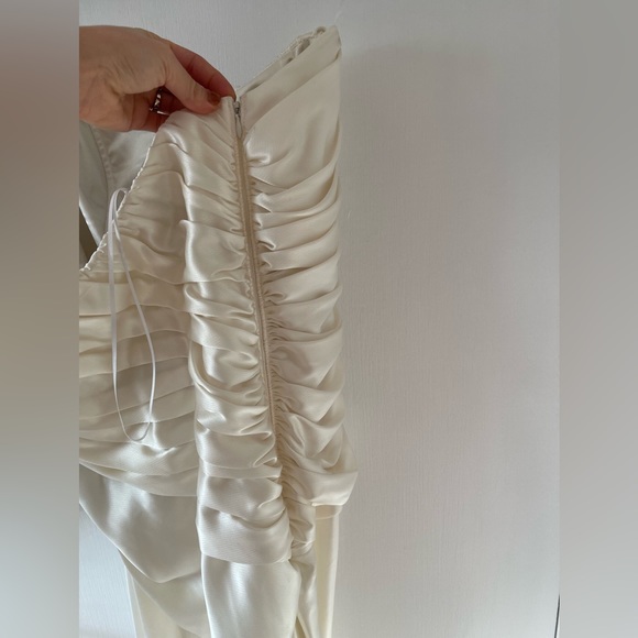 A•B•S by Allen Schwartz Strapless Gown - Picture 6 of 9